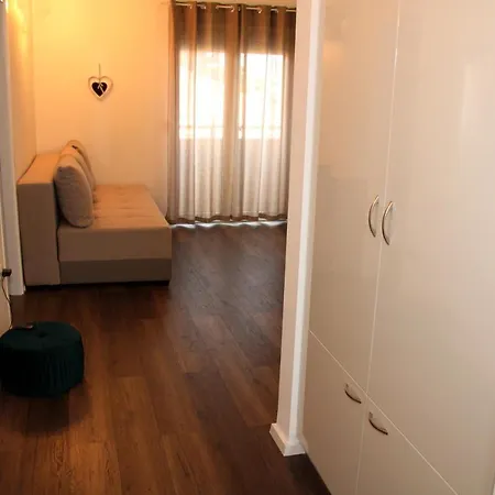 Meri-puntamika Apartamento *