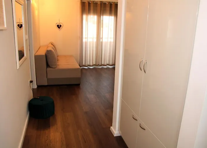 Meri-puntamika Апартаменти *