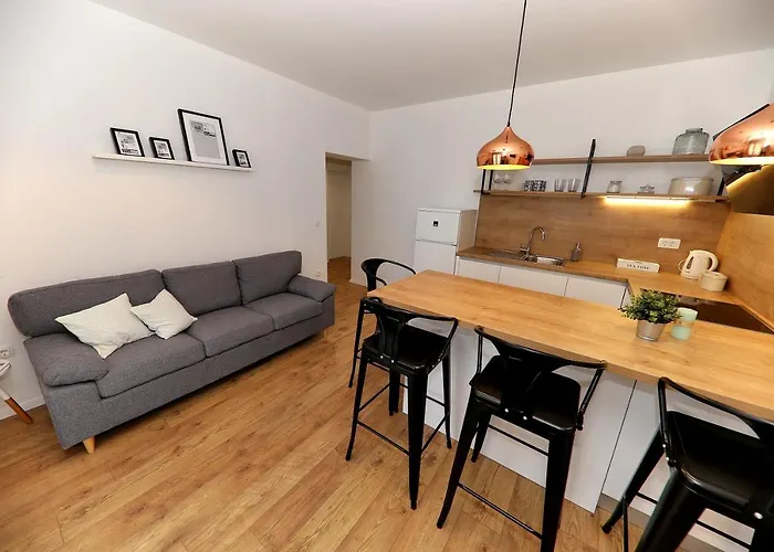 Meri-puntamika Апартаменти *