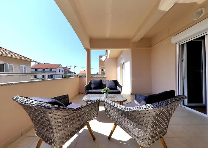 Meri-puntamika Апартаменти *